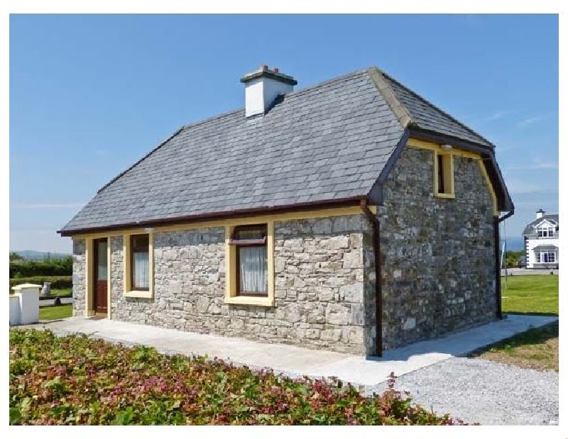 Click here for more about Scattery View Cottage